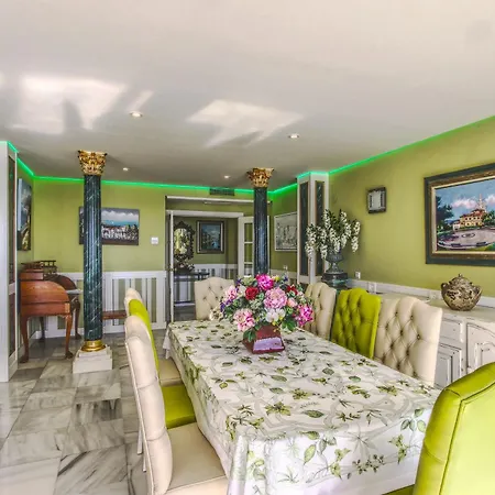 Apartment 1149 Unique Beachfront Penthouse Center 400m2