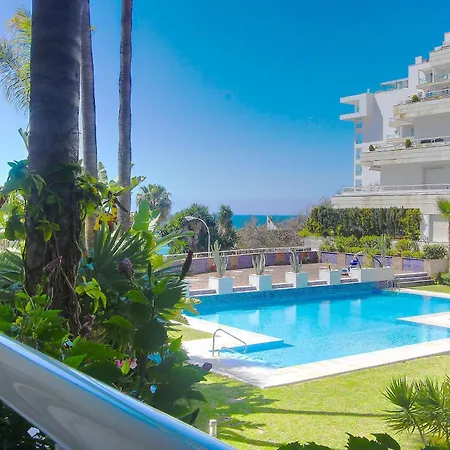 1149 Unique Beachfront Penthouse Center 400m2 Apartment Marbella